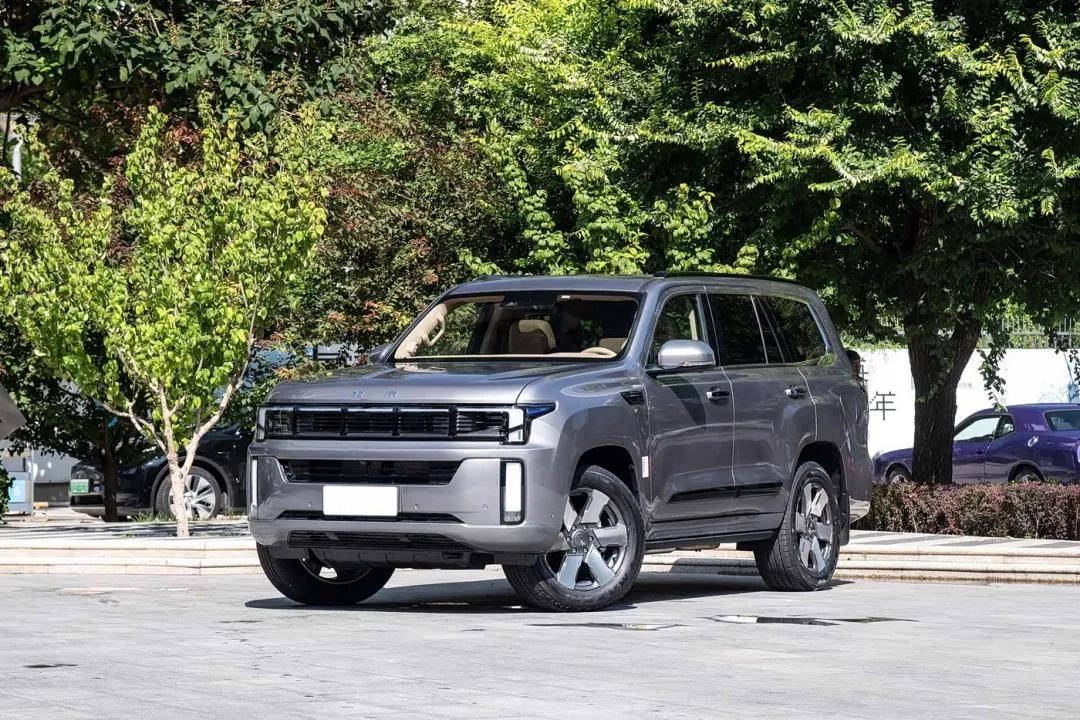 款新车盘点红旗HS6 PHEV气场全开澳门新葡京新款奔驰S级内外大升级！多(图3)