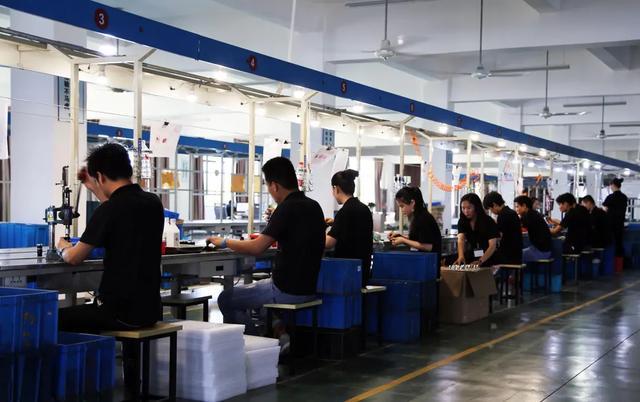 0亿浙江小镇成为“全球之王”新葡京娱乐城一支手电筒卖出8(图3)